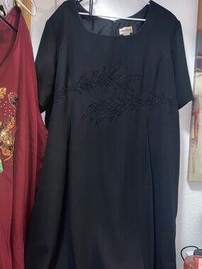 Black Embroidered Short-Sleeve Dress
